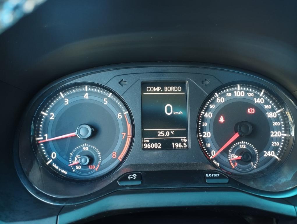 VOLKSWAGEN Saveiro - Foto