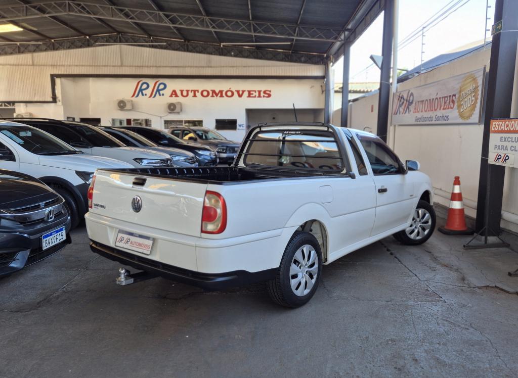 VOLKSWAGEN Saveiro - Foto