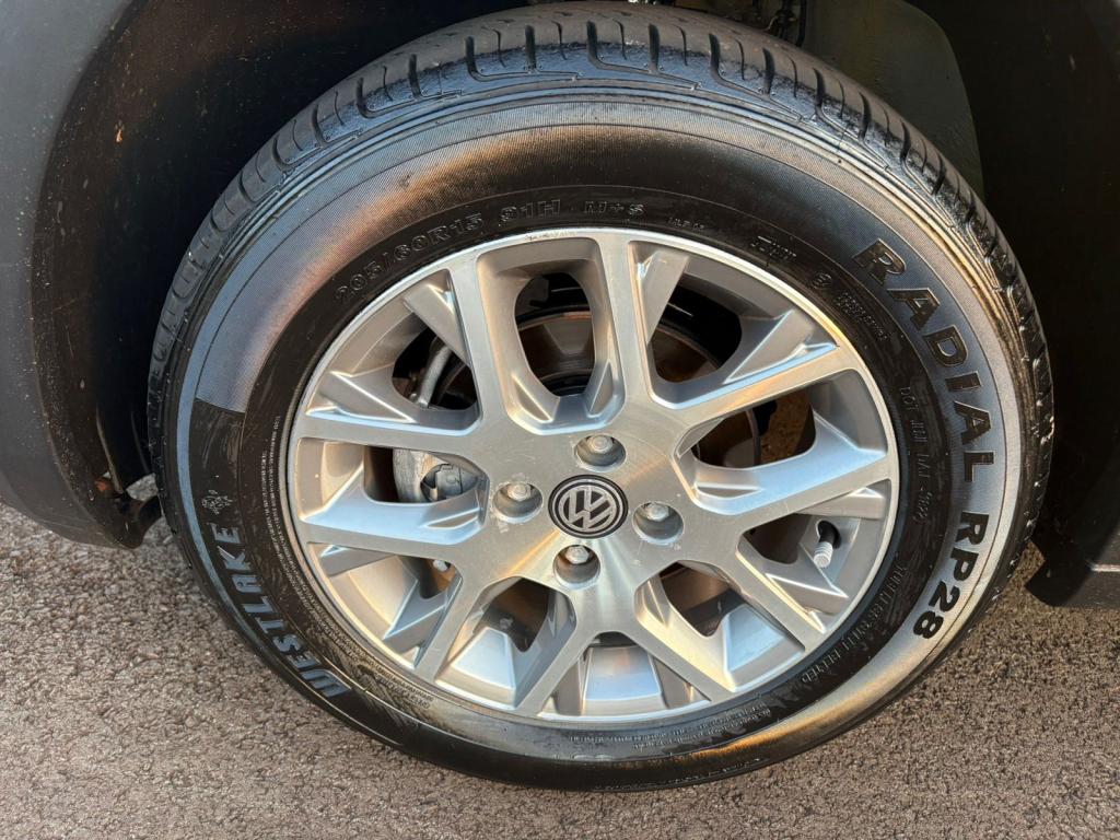 VOLKSWAGEN Saveiro - Foto