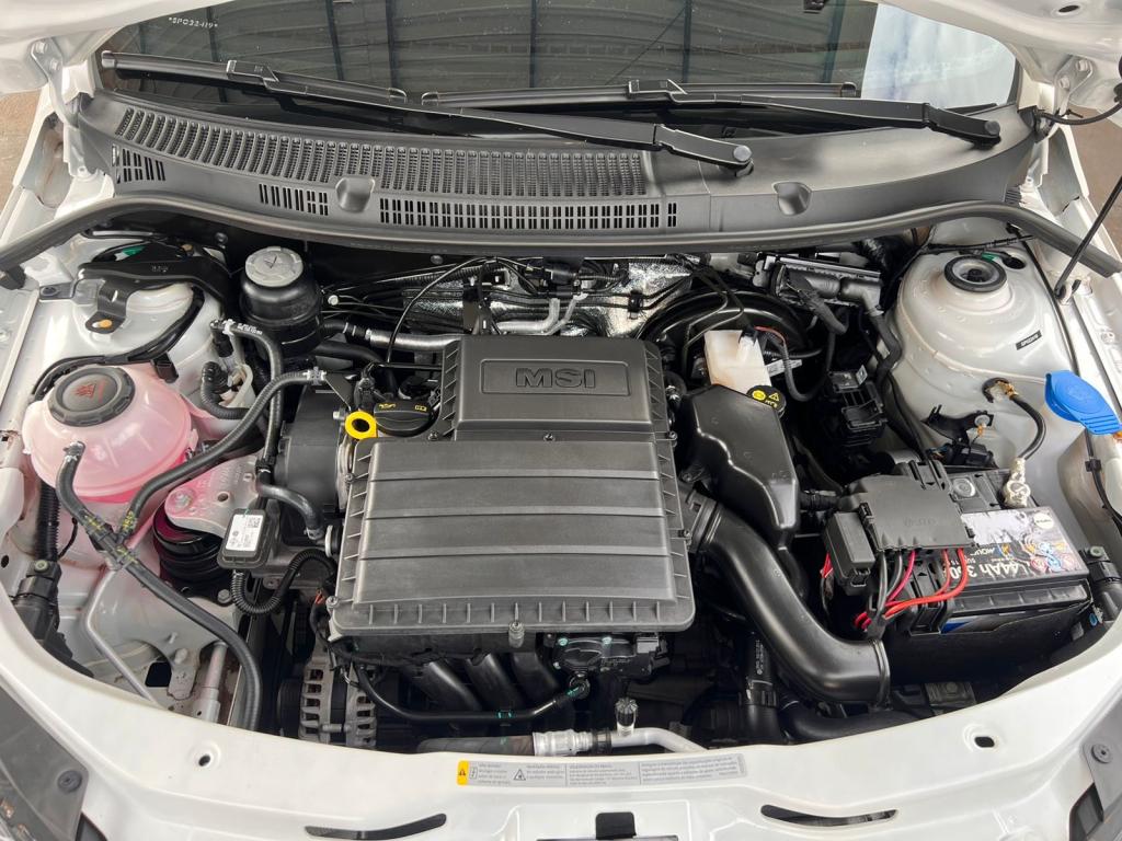 VOLKSWAGEN Saveiro - Foto