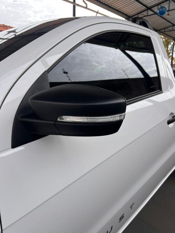 VOLKSWAGEN Saveiro - Foto