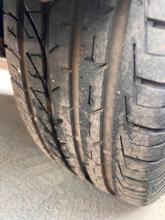 VOLKSWAGEN Saveiro - Foto