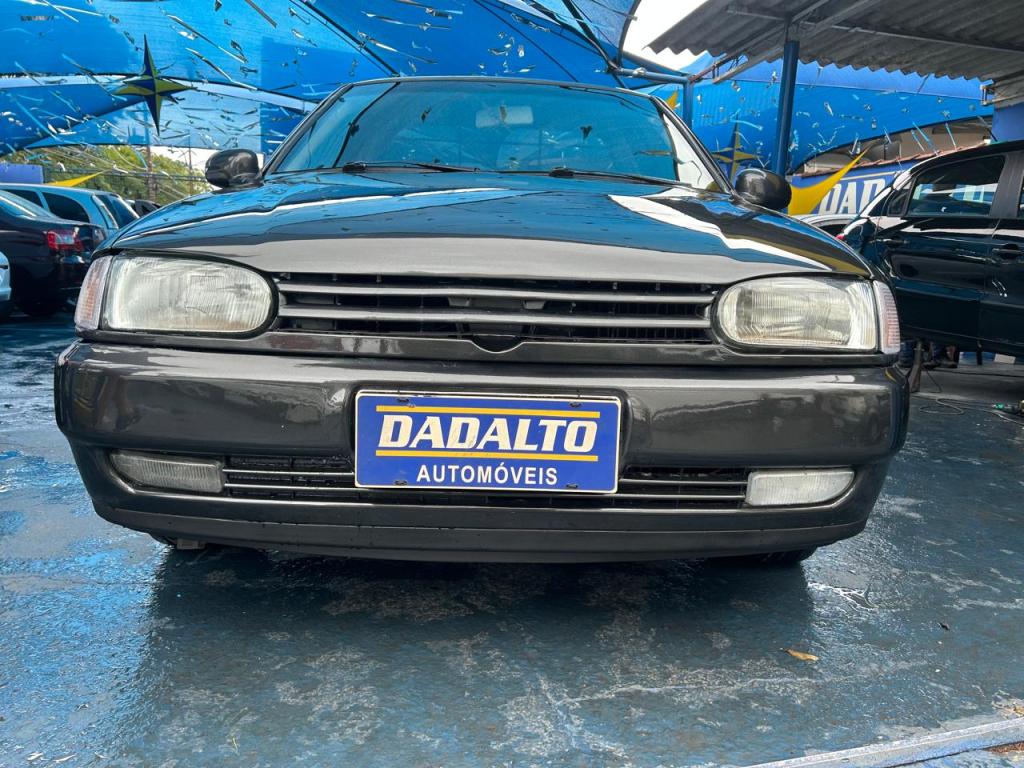 VOLKSWAGEN Saveiro - Foto