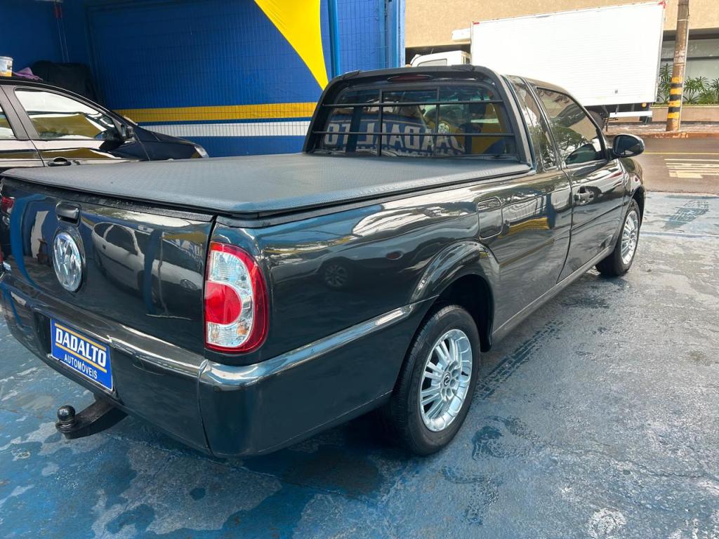 VOLKSWAGEN Saveiro - Foto