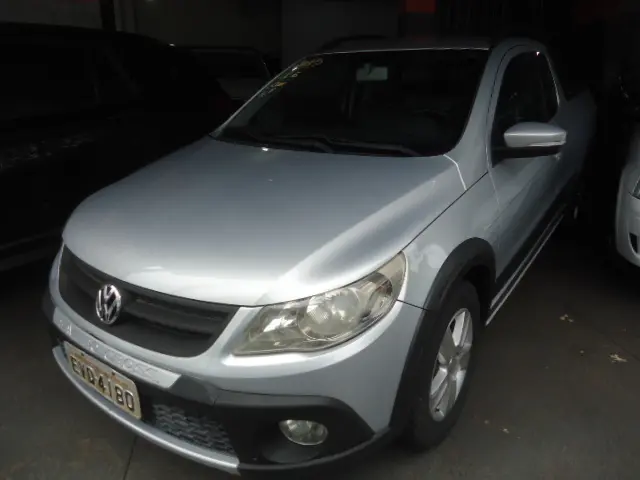VOLKSWAGEN Saveiro