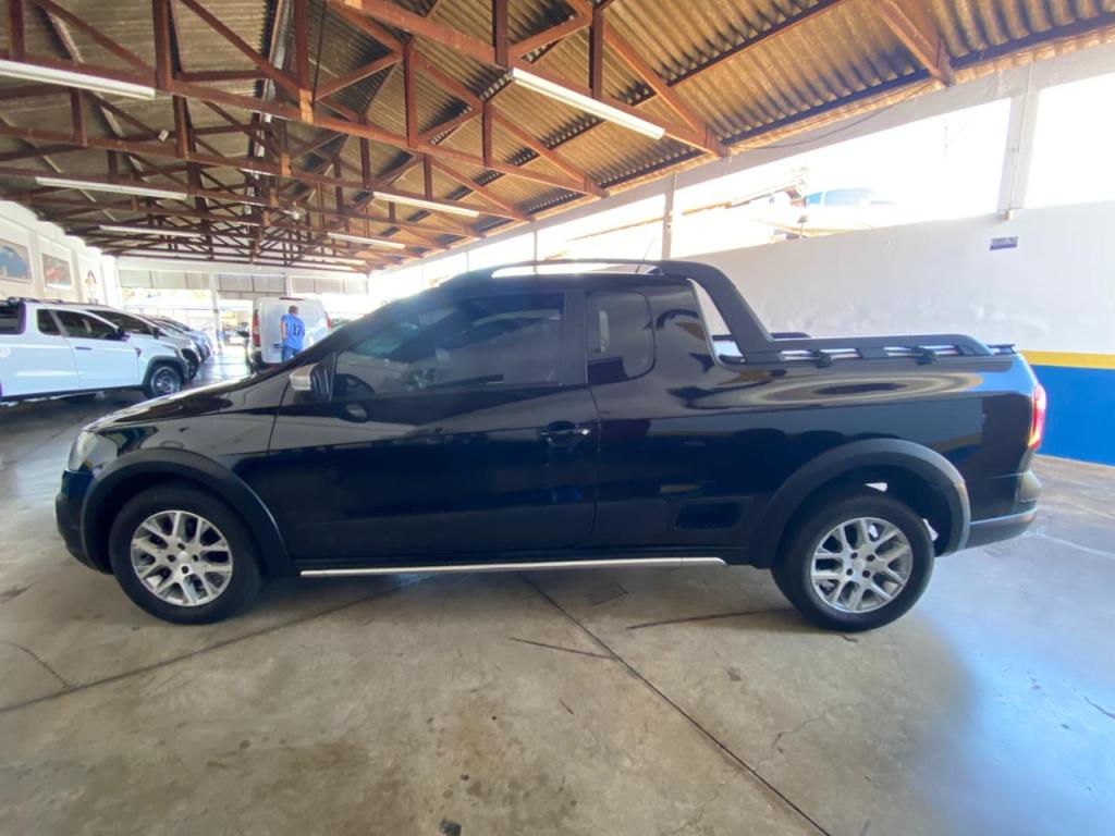 VOLKSWAGEN Saveiro - Foto