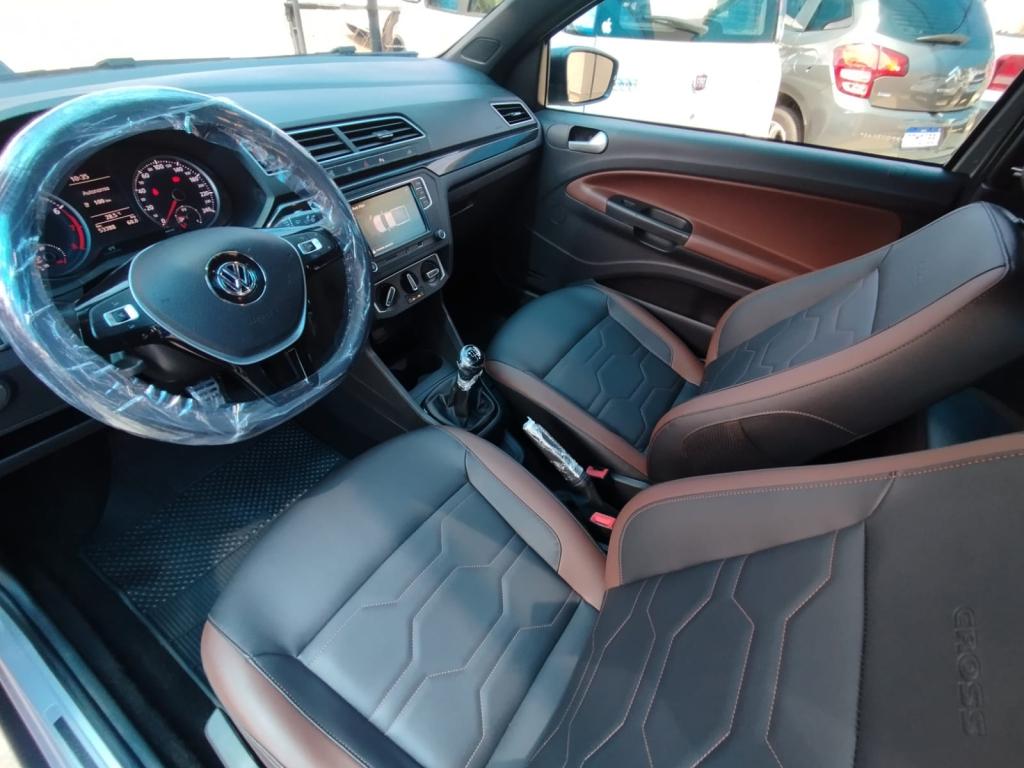 VOLKSWAGEN Saveiro - Foto