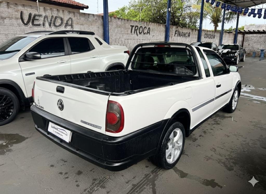 VOLKSWAGEN Saveiro - Foto