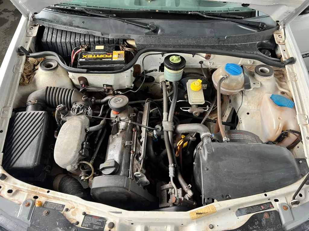 VOLKSWAGEN Saveiro - Foto