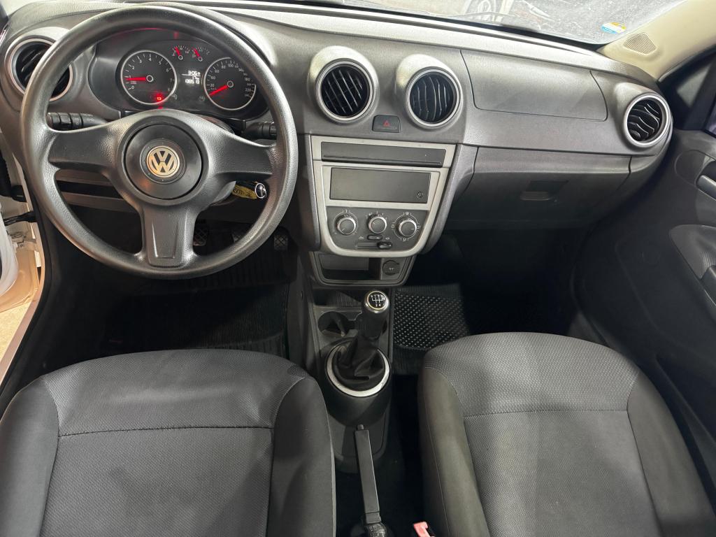 VOLKSWAGEN Saveiro - Foto
