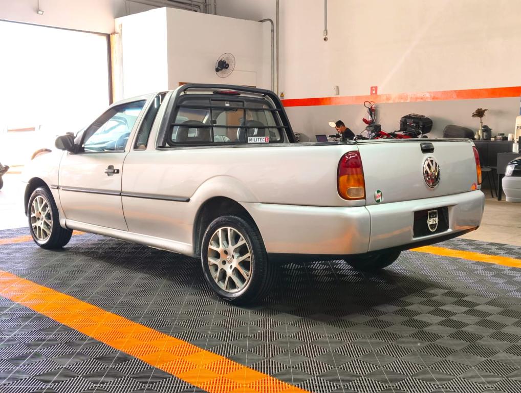 VOLKSWAGEN Saveiro - Foto