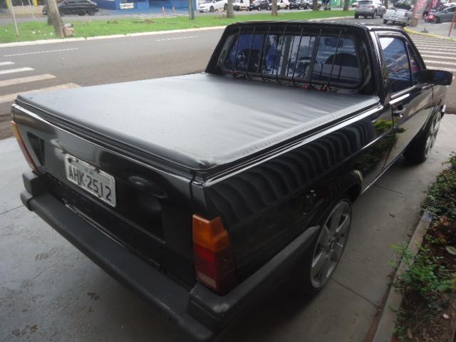 VOLKSWAGEN Saveiro - Foto