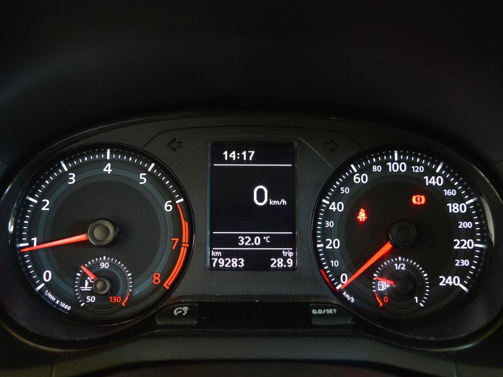 VOLKSWAGEN Saveiro - Foto