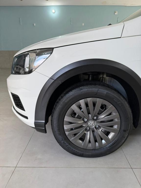 VOLKSWAGEN Saveiro - Foto
