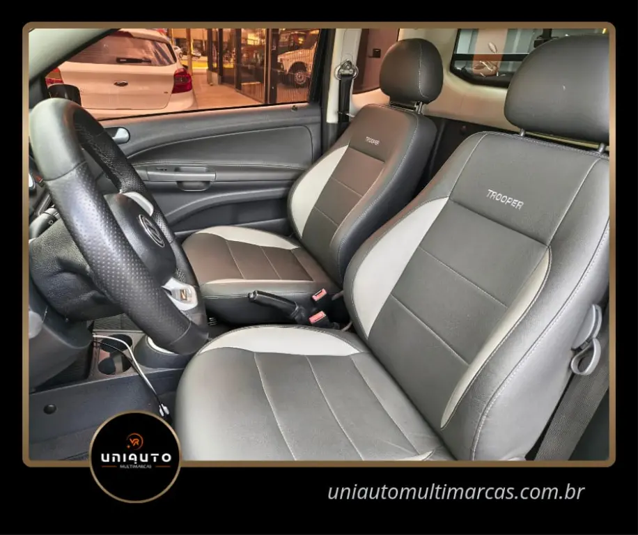 VOLKSWAGEN Saveiro - Foto