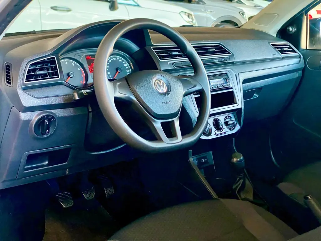 VOLKSWAGEN Saveiro - Foto