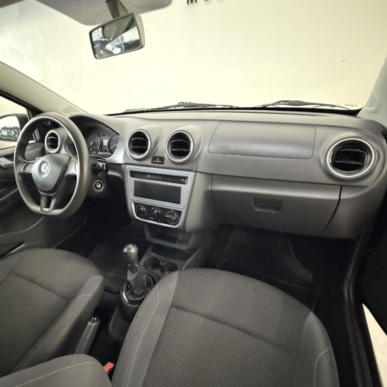 VOLKSWAGEN Saveiro - Foto