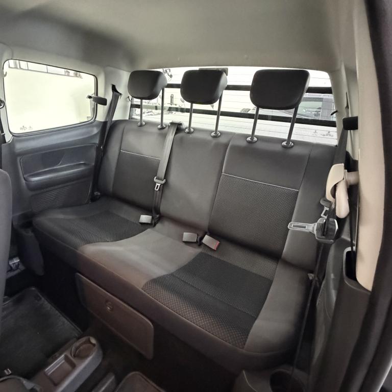 VOLKSWAGEN Saveiro - Foto