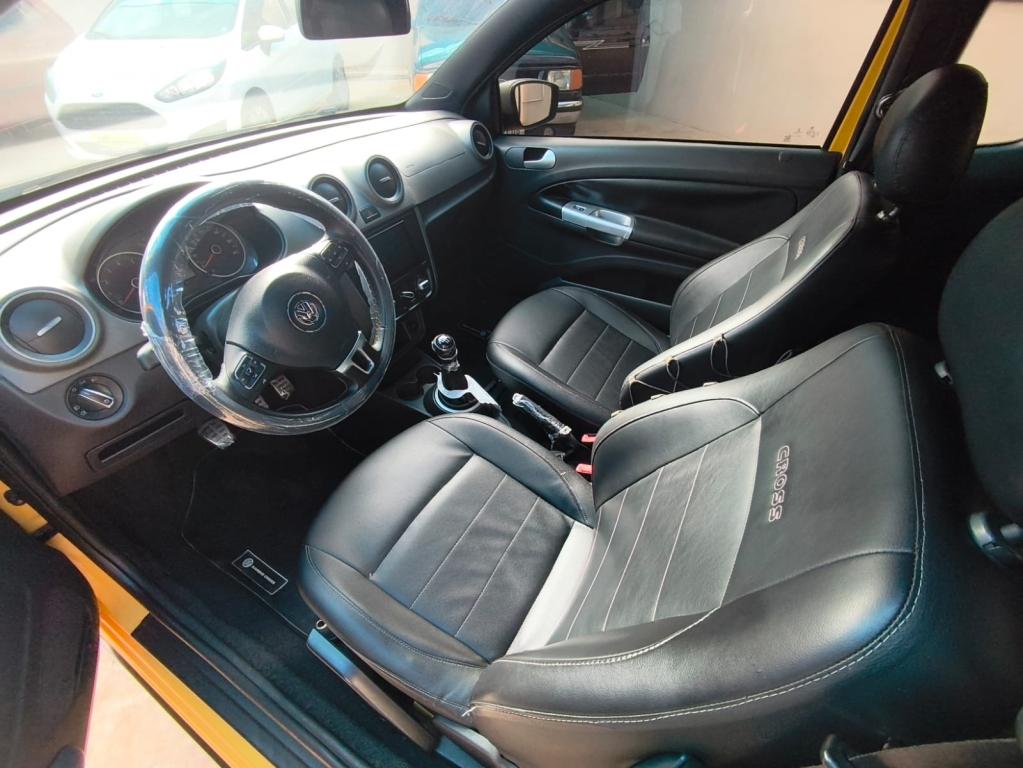 VOLKSWAGEN Saveiro - Foto