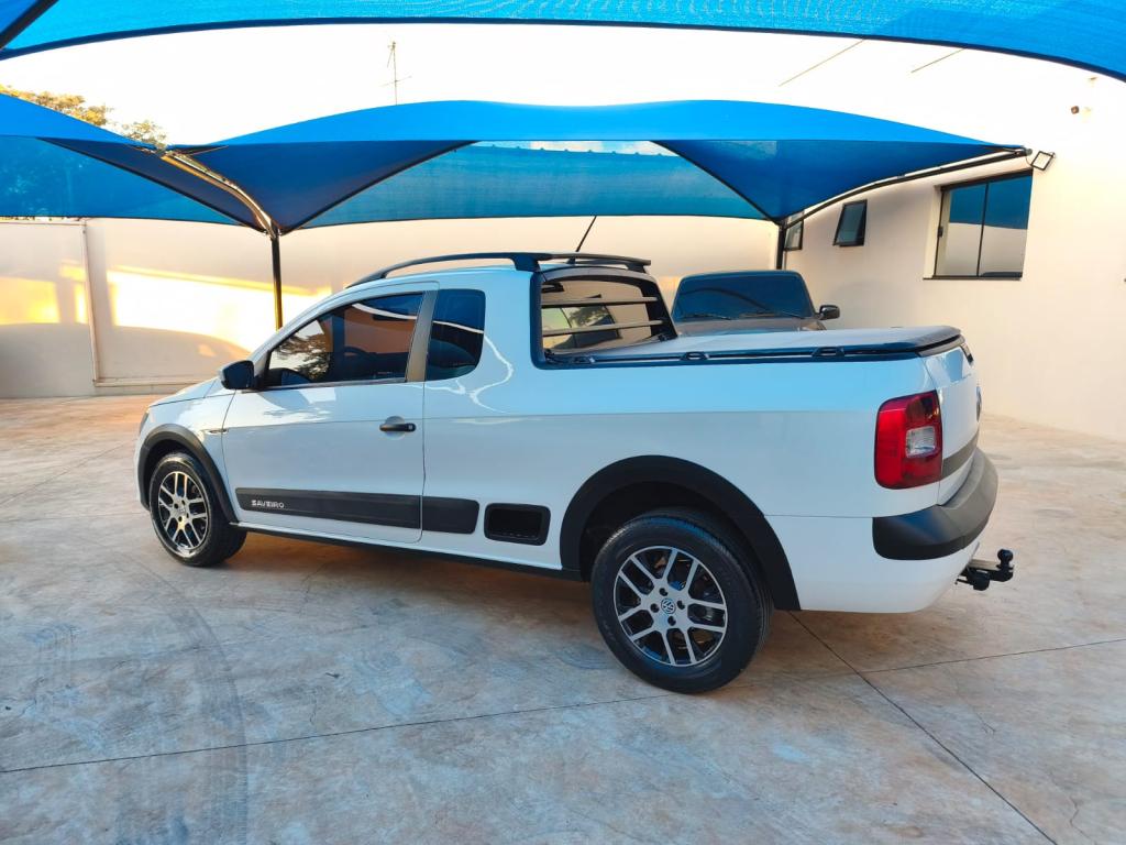 VOLKSWAGEN Saveiro - Foto