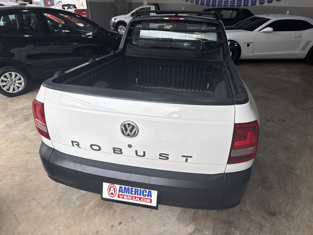 VOLKSWAGEN Saveiro - Foto
