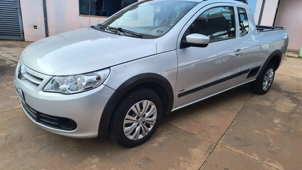 VOLKSWAGEN Saveiro - Foto