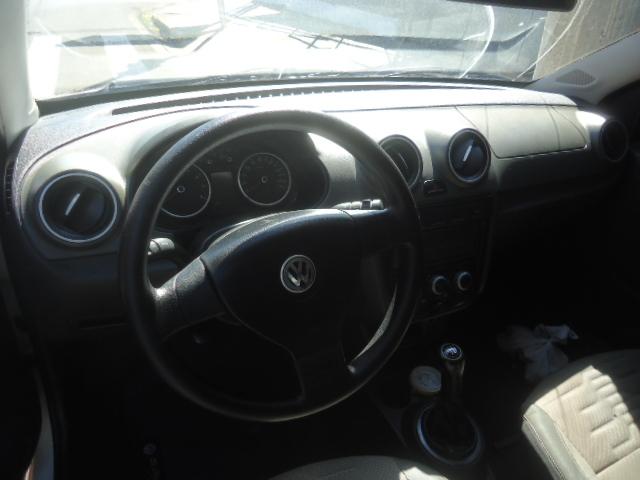 VOLKSWAGEN Saveiro - Foto