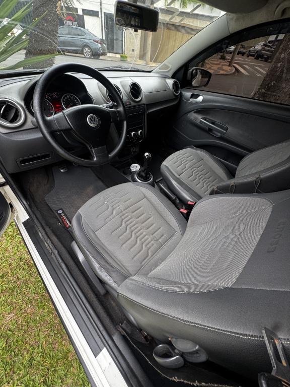 VOLKSWAGEN Saveiro - Foto