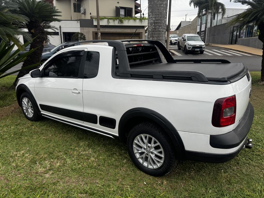 VOLKSWAGEN Saveiro - Foto