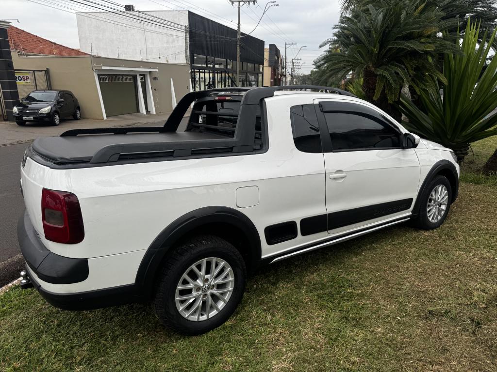 VOLKSWAGEN Saveiro - Foto