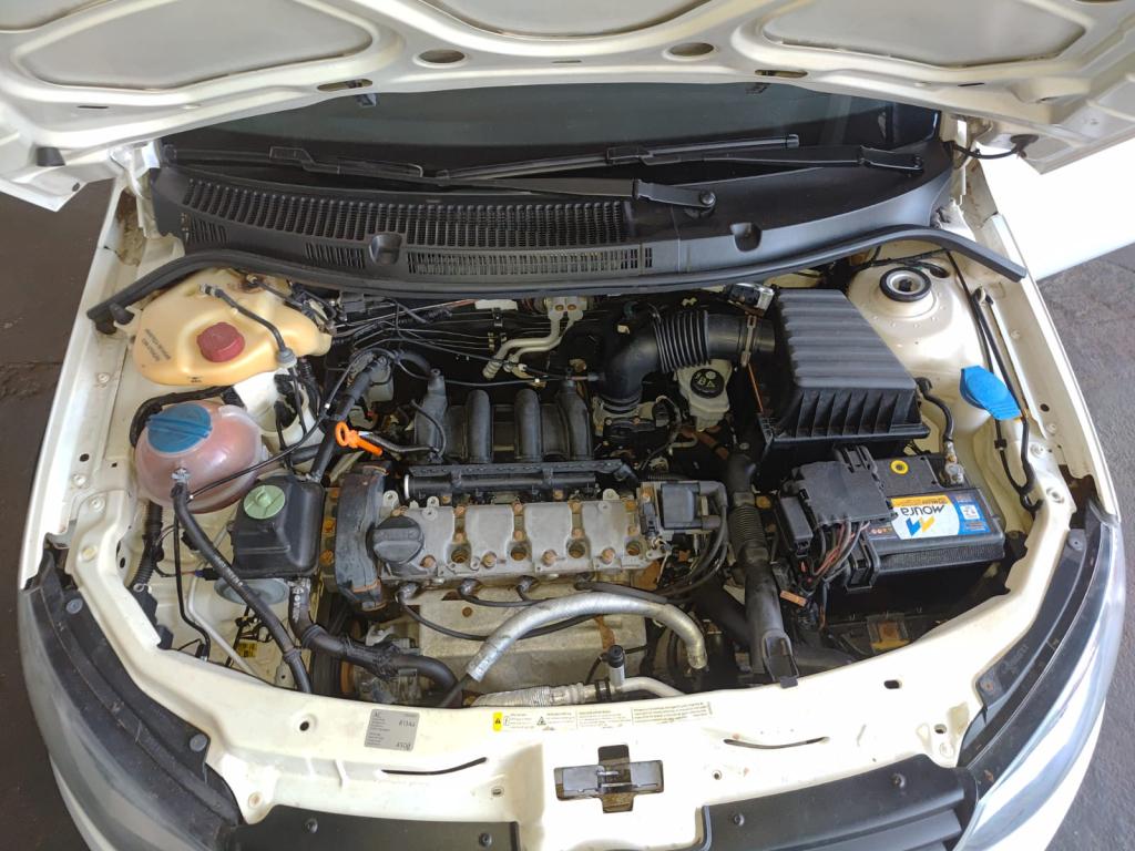 VOLKSWAGEN Saveiro - Foto