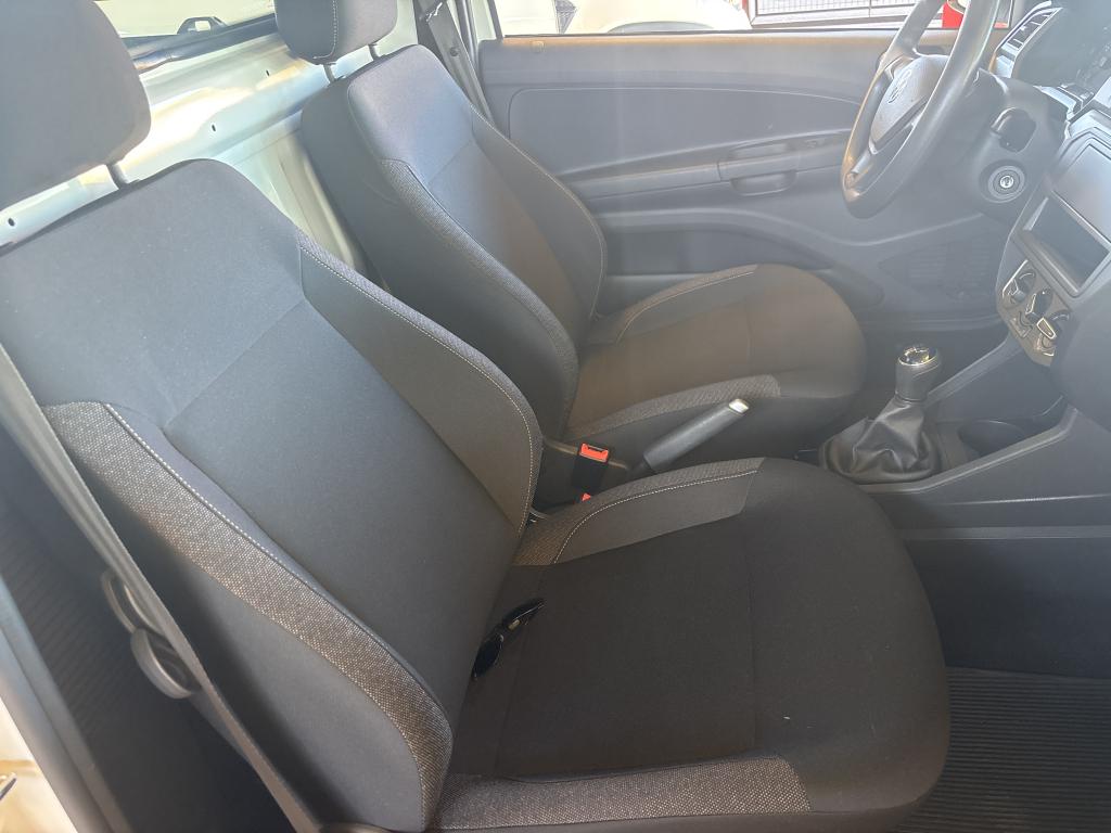 VOLKSWAGEN Saveiro - Foto