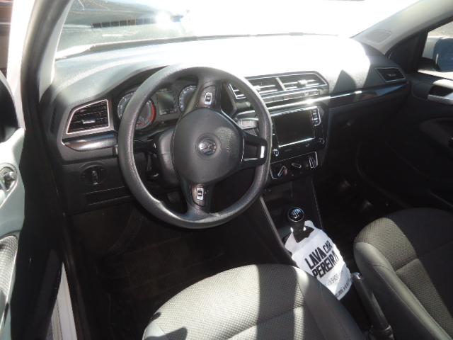 VOLKSWAGEN Saveiro - Foto