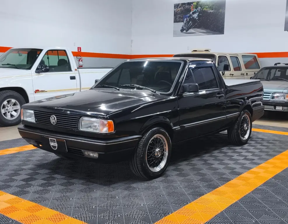VOLKSWAGEN Saveiro - Foto