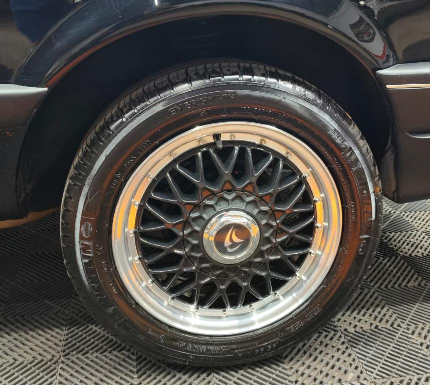 VOLKSWAGEN Saveiro - Foto