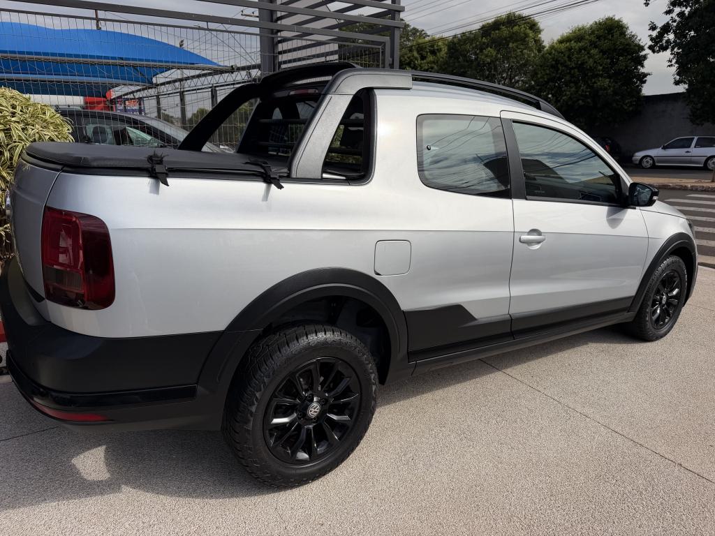 VOLKSWAGEN Saveiro - Foto