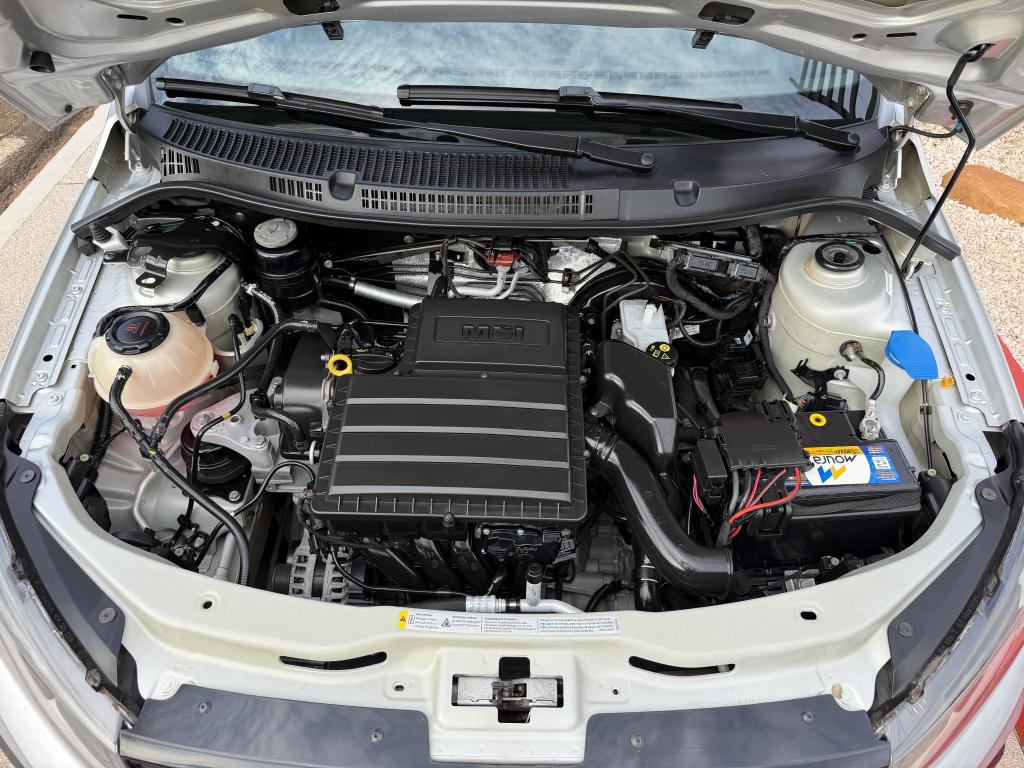 VOLKSWAGEN Saveiro - Foto