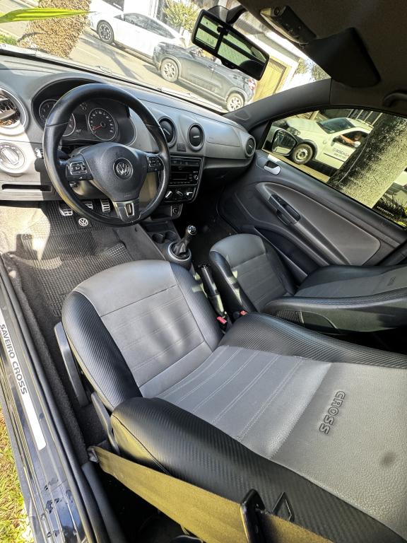VOLKSWAGEN Saveiro - Foto