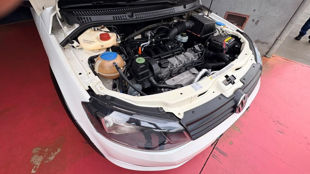 VOLKSWAGEN Saveiro - Foto