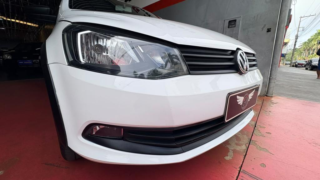 VOLKSWAGEN Saveiro - Foto