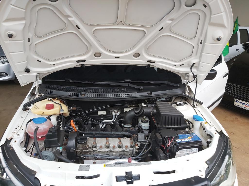 VOLKSWAGEN Saveiro - Foto