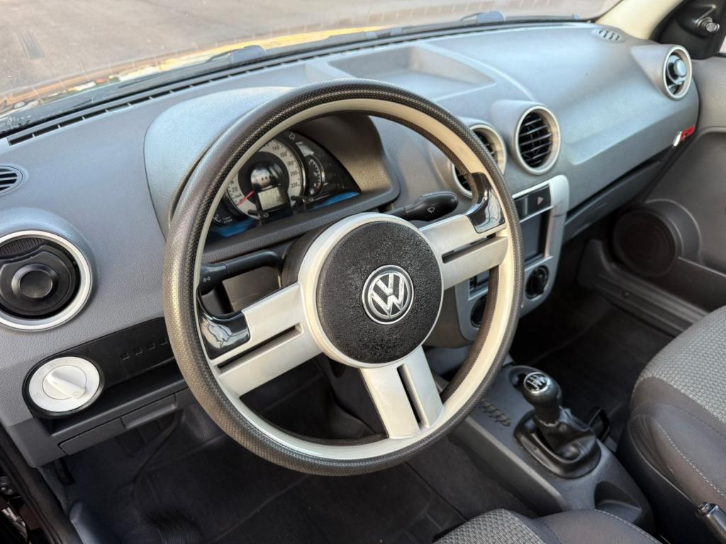 VOLKSWAGEN Saveiro - Foto