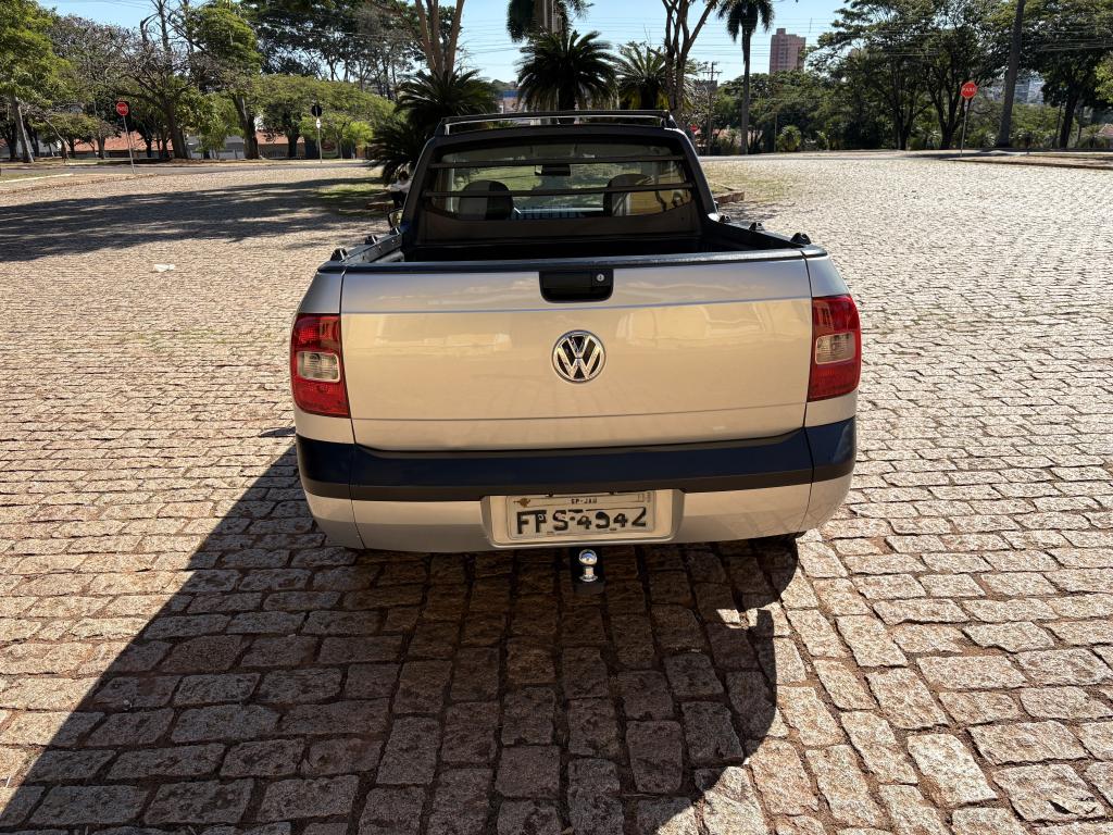 VOLKSWAGEN Saveiro - Foto