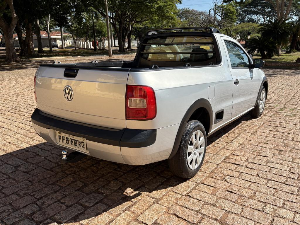 VOLKSWAGEN Saveiro - Foto
