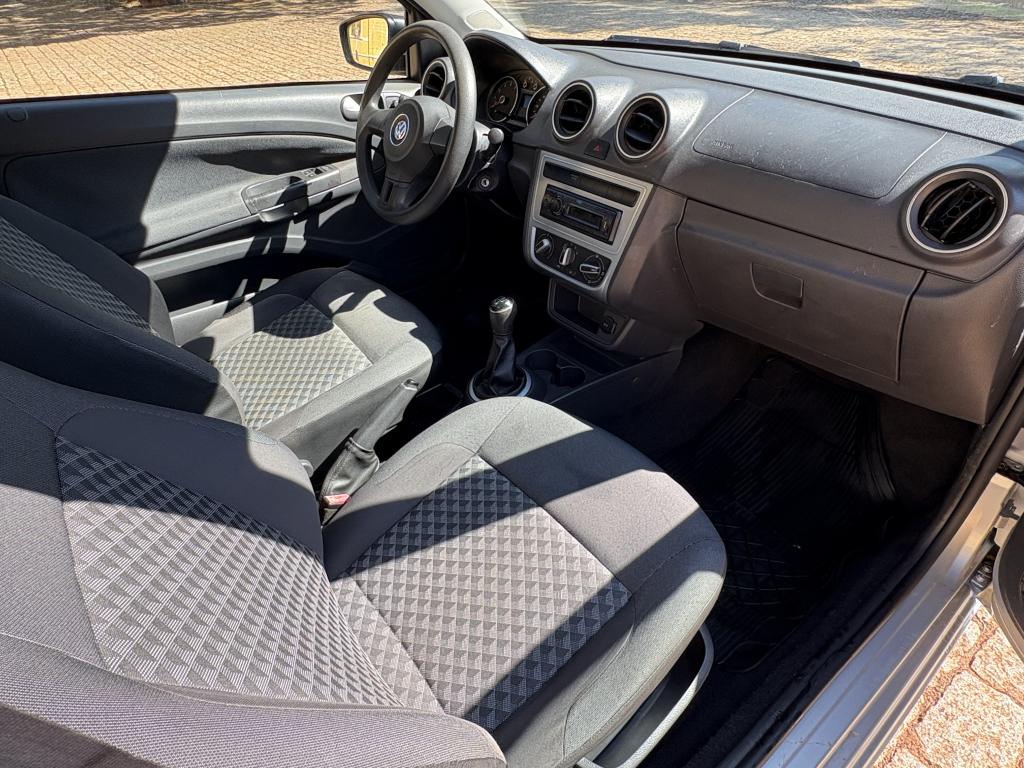 VOLKSWAGEN Saveiro - Foto
