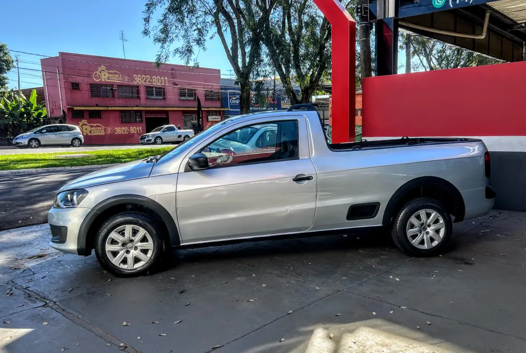 VOLKSWAGEN Saveiro - Foto