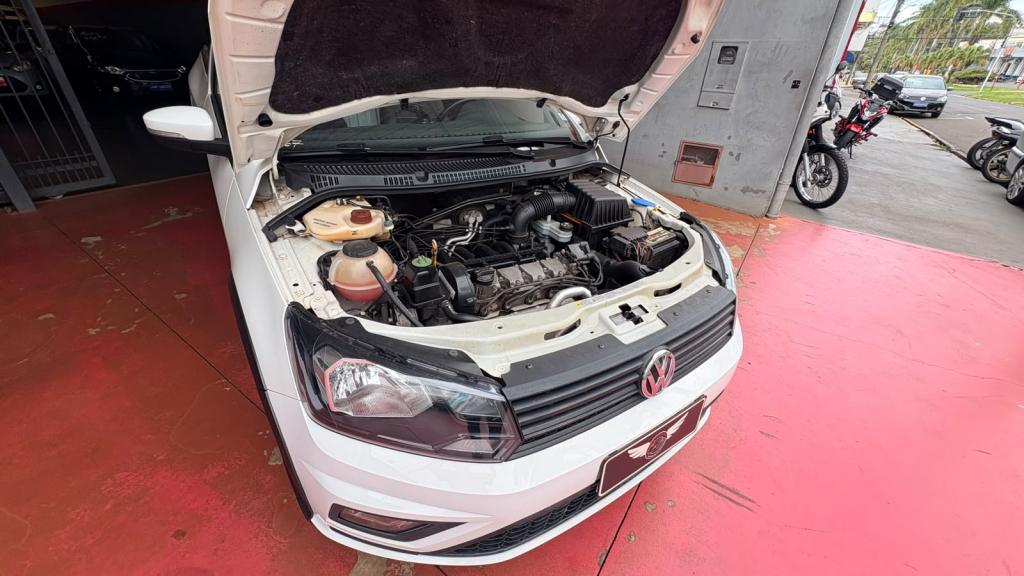 VOLKSWAGEN Saveiro - Foto