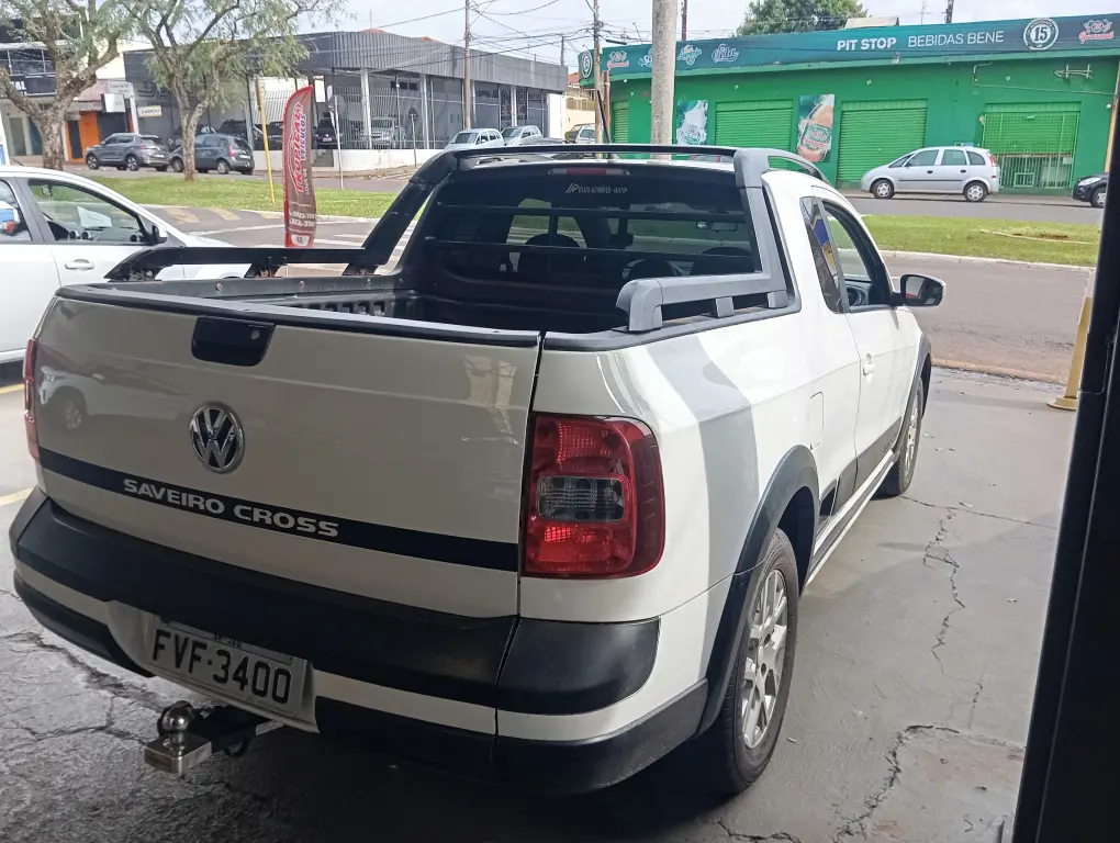 VOLKSWAGEN Saveiro - Foto