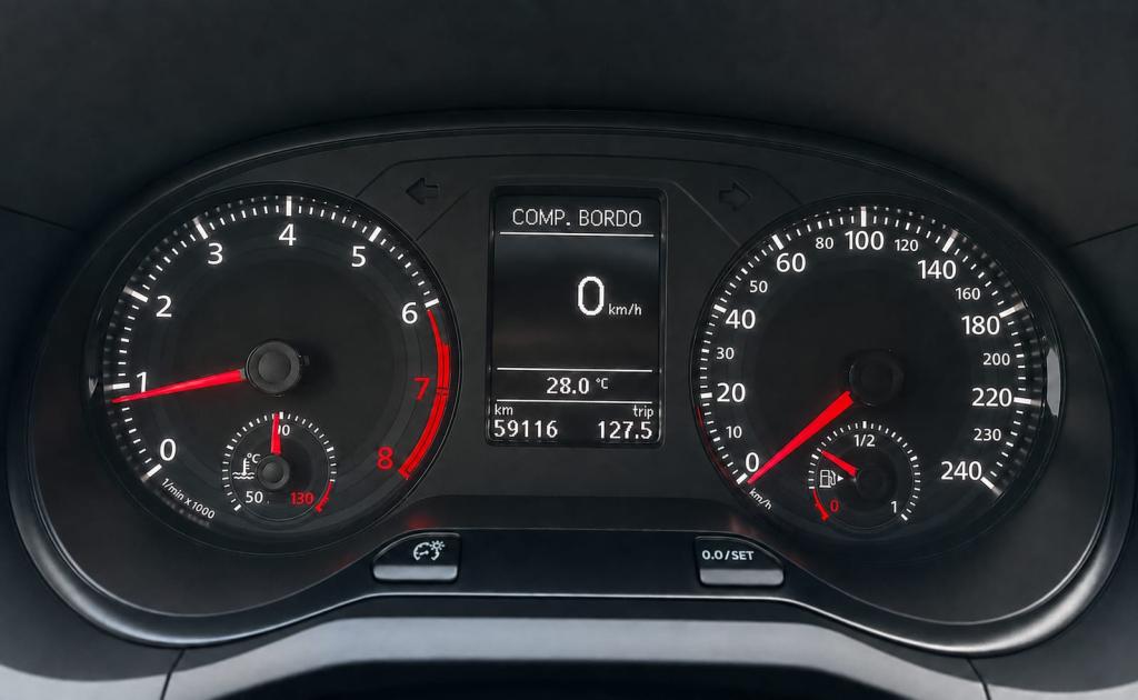 VOLKSWAGEN Saveiro - Foto