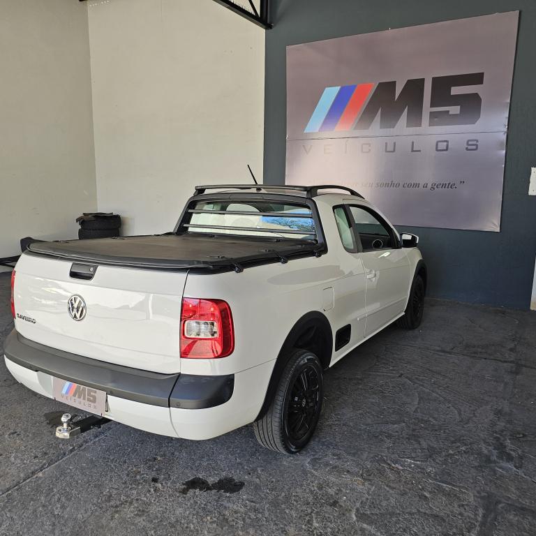 VOLKSWAGEN Saveiro - Foto